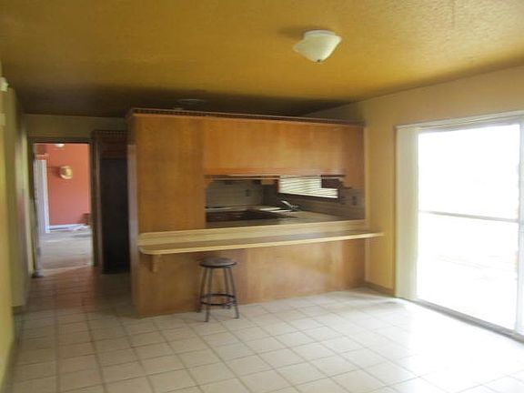 3rd image of 3501 Drexel Ave