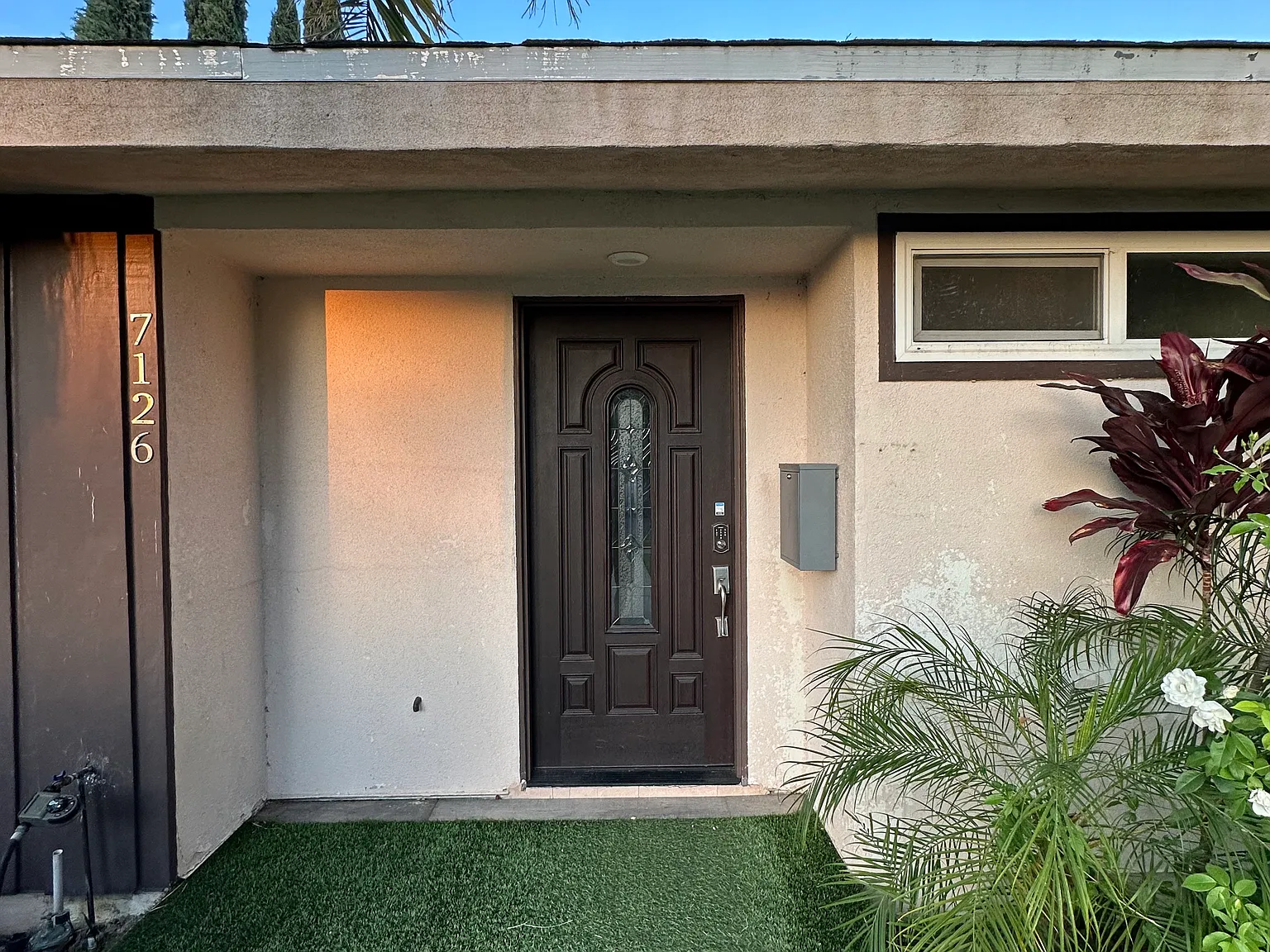 3 bed, 1427 sqft, $4,000 — Photo 4