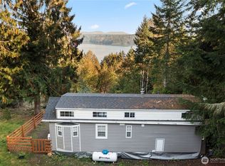 50 N Rustic Ridge Dr, Lilliwaup, WA 98555