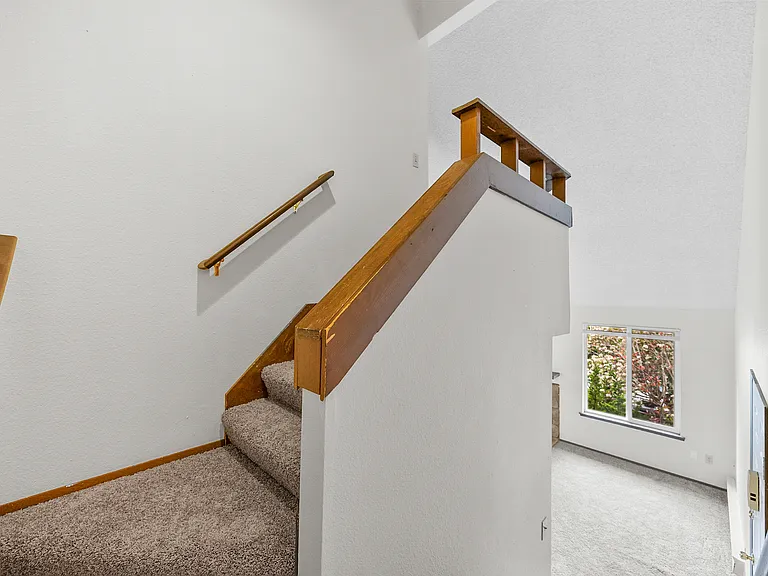 Westlakes Apartments — Photo 31