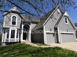 8116 W 130th St, Overland Park, KS 66213
