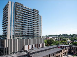 15 Glebe St #1310, Cambridge, ON N1S 0C3