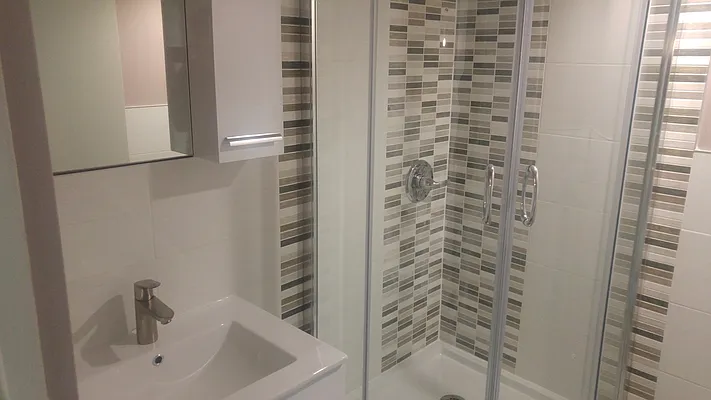 Rented by Downtown Mgt & Realty LLC | media 21