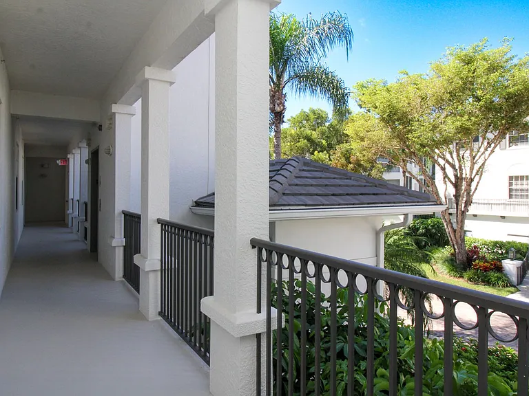 825 Bentwater Cir #101 — Photo 15