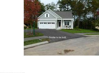 11 Lexington Dr, Kennebunk, ME 04043