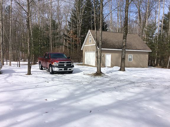 Garage with 16x36 loft