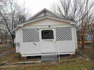 414 SE Gray St, Topeka, KS 66607