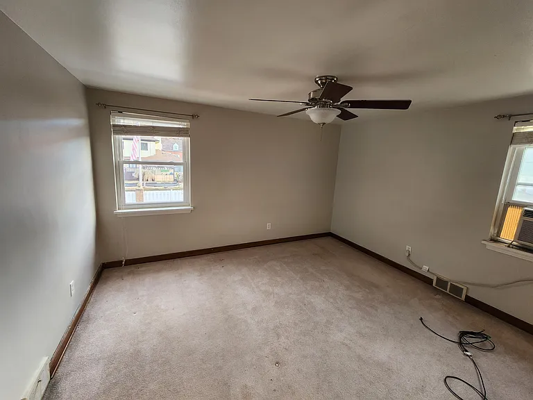 1439 Lincoln Way #D — Photo 9