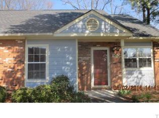 100 Old Spring Hill Ln, Fuquay Varina, NC 27526