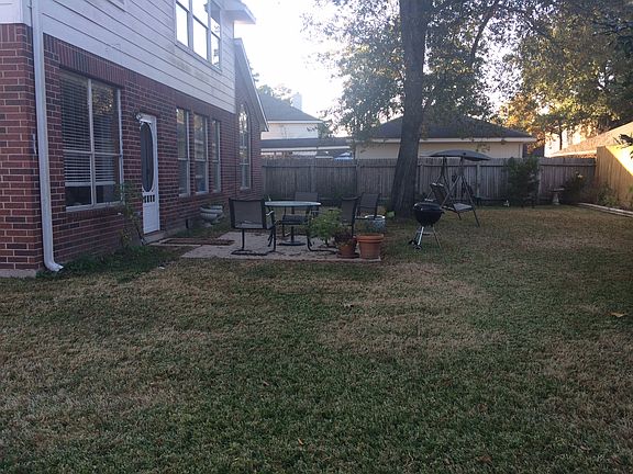 Back yard- with screen door