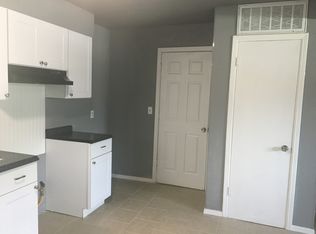 632 SW 14th St, Moore, OK 73160