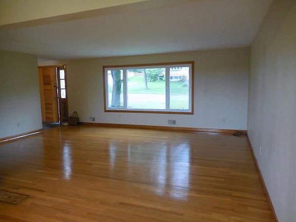 5th image of 4525 Madison Dr
