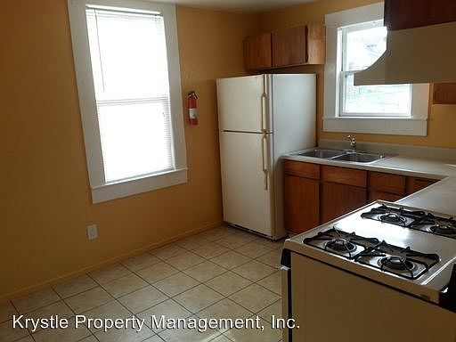 3rd image of 1138 Florida St
