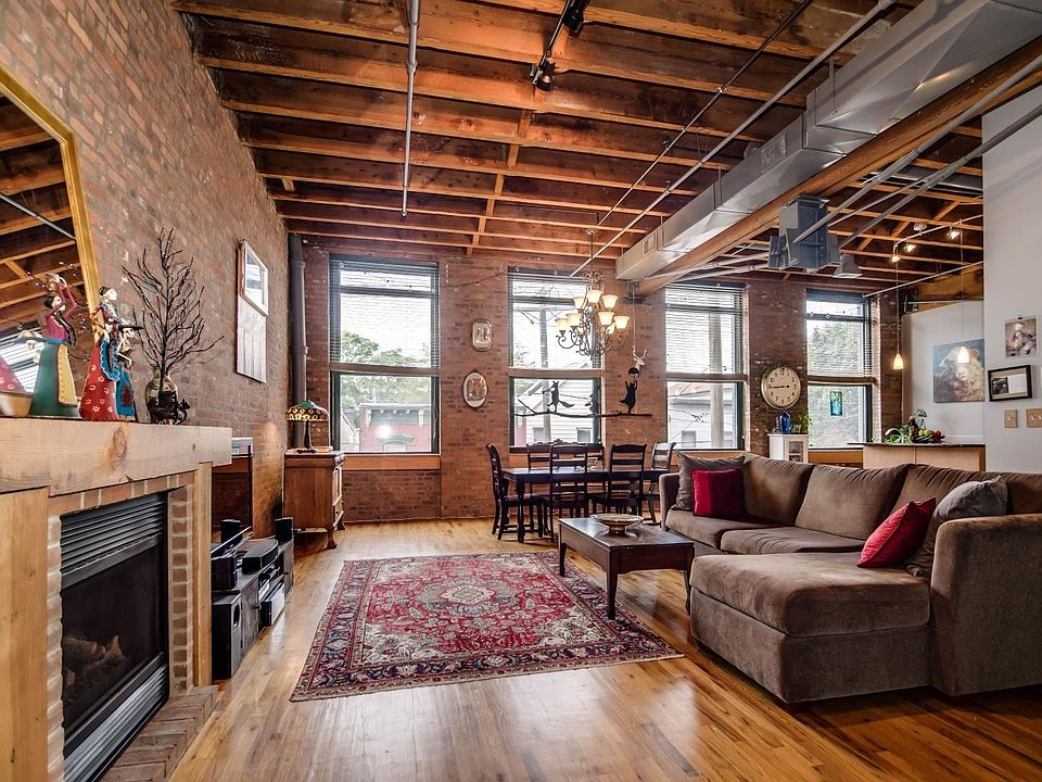 1st image of 126 Webster Ave APT 2F