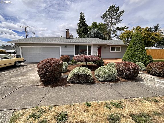 3rd image of 223 N 13th Ave