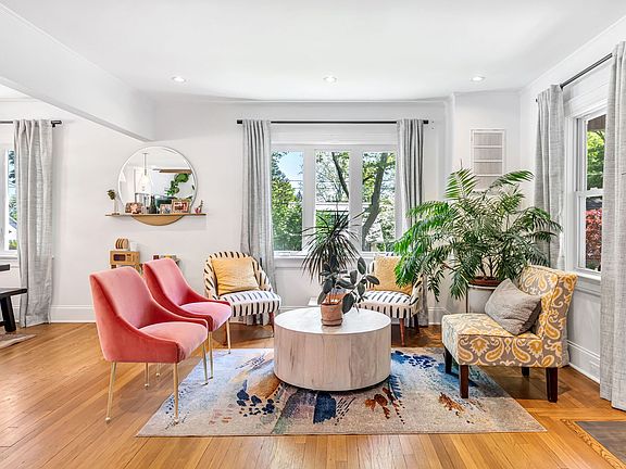 Light & Bright Living Room