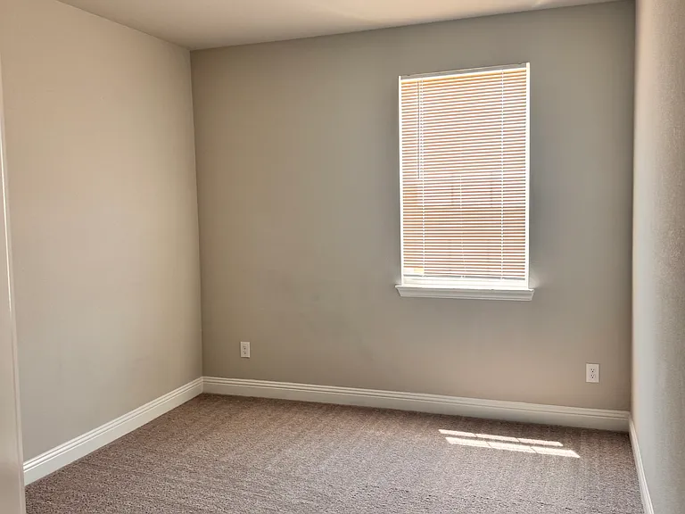 804 Sicily Blvd — Photo 17