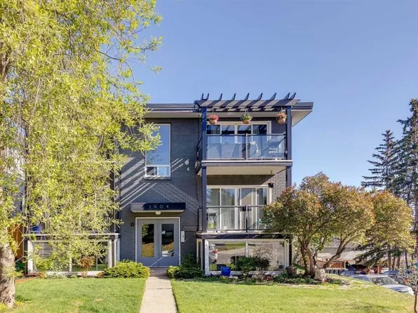 1904 S 28th Ave SW #302, Calgary, AB T2T 1K1