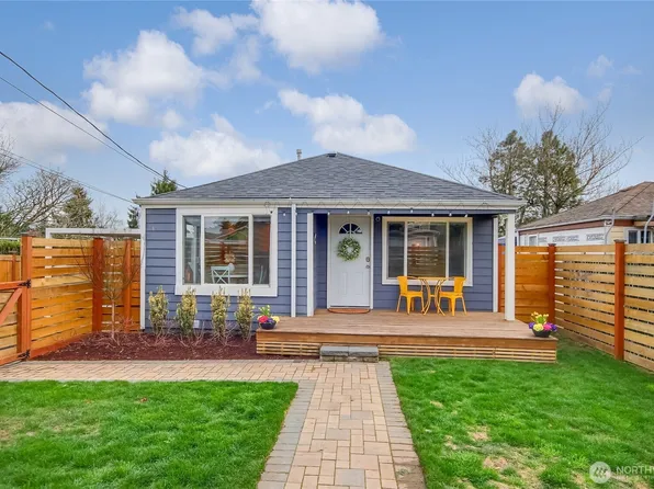 10644 2nd Place SW, Seattle, WA 98146