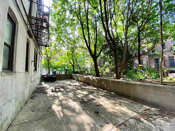 4th image of 732 Saint Marks Ave APT 11