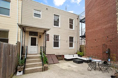 Rented by Nest Seekers International