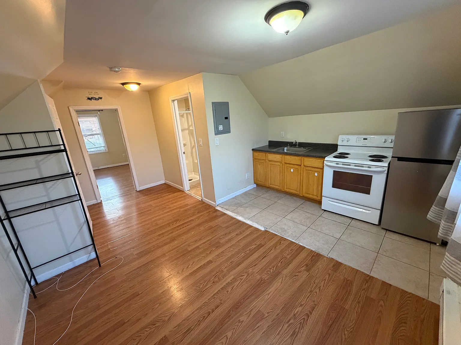 1 bed, $1,600 — Photo 2