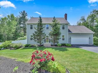 42 McGregory Rd, Sturbridge, MA 01566
