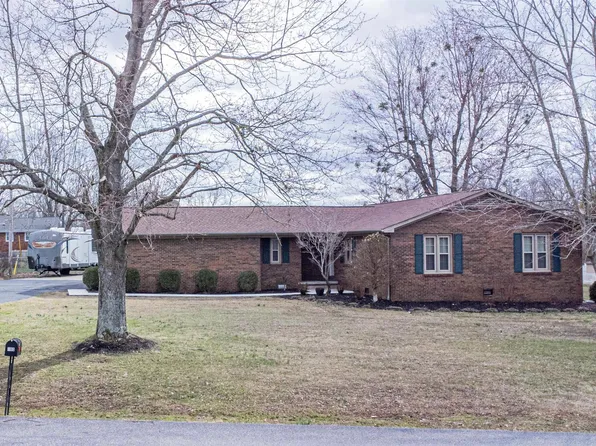 180 Greyhound Cir, Paducah, KY 42003