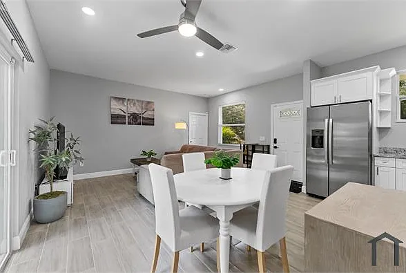 3 bed, 1314 sqft, $2,400 — Photo 3