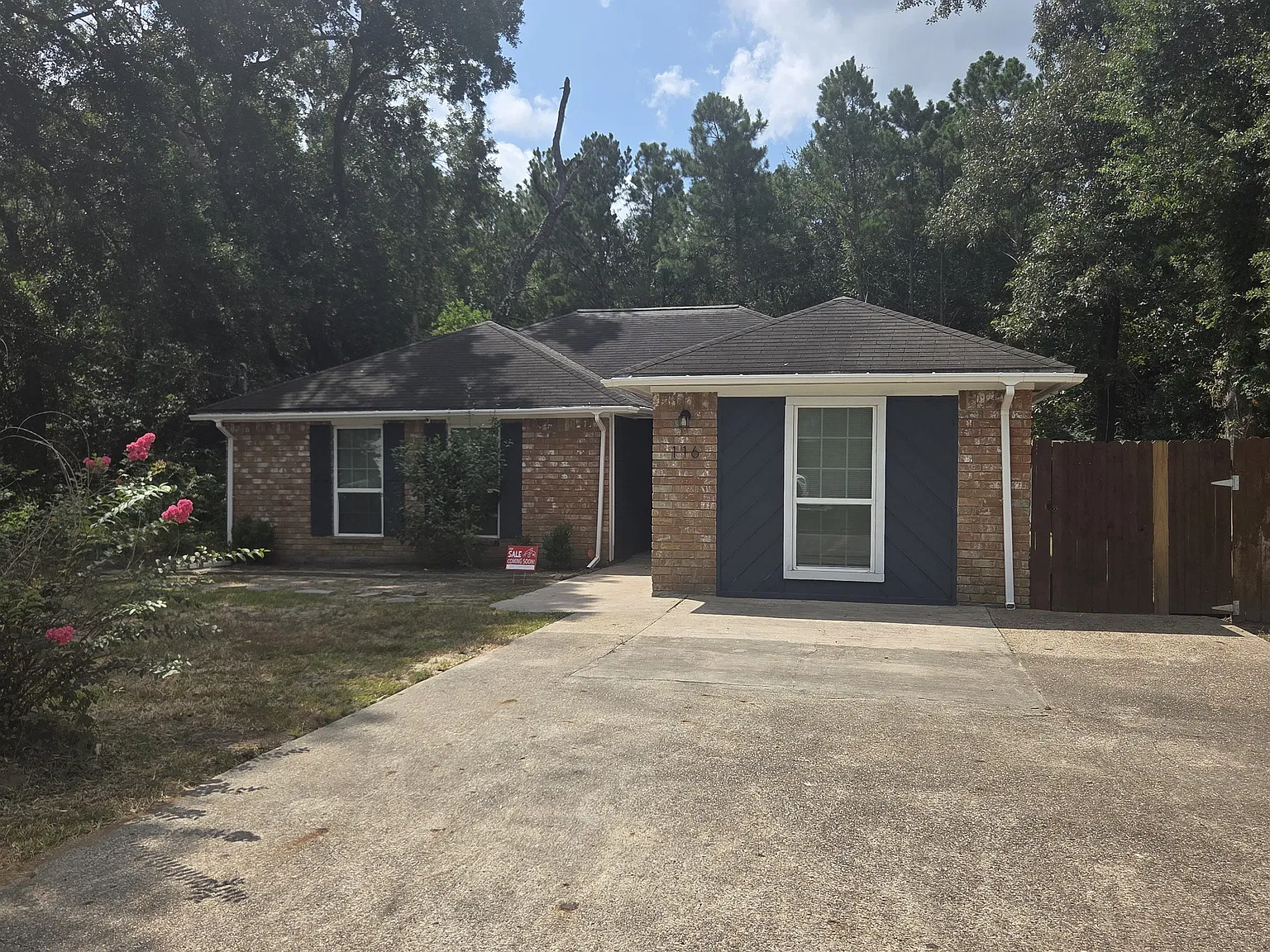4 bed, 1831 sqft, $2,190 — Photo 1