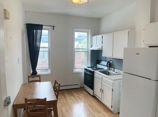 21-33 25th Rd #3, Astoria, NY 11102