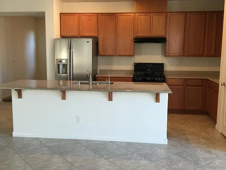 950 Monte Etna Ave — Photo 9