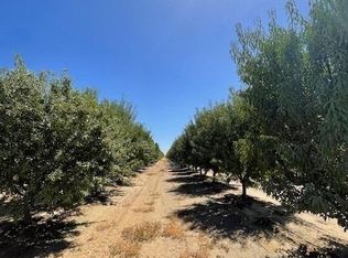 1 S Jensen Ave, Kerman, CA 93630