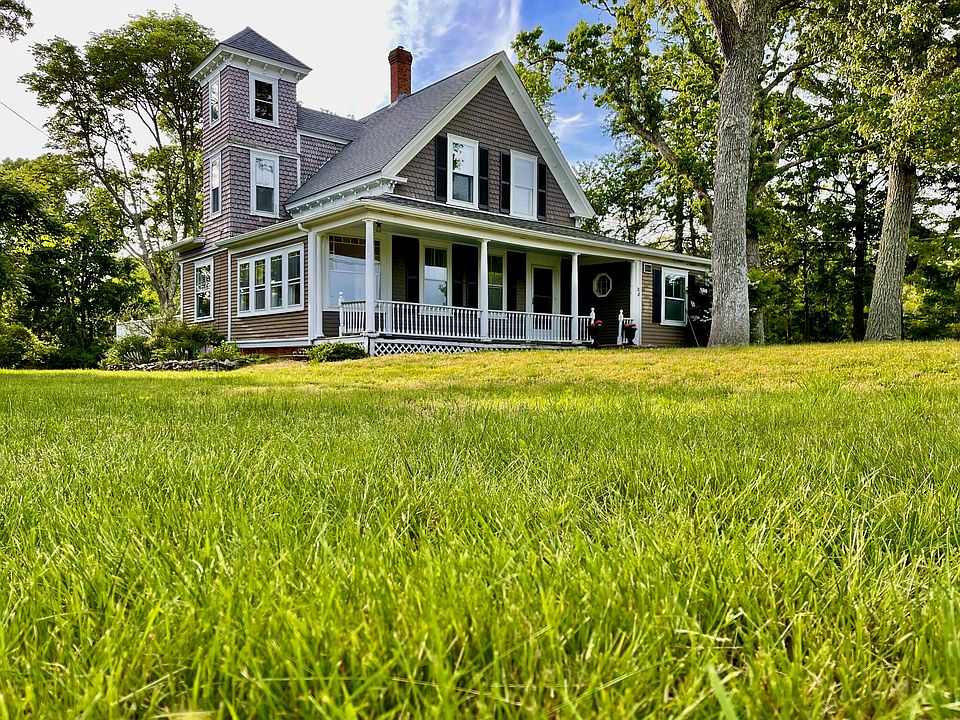 2nd image of 22 Oak St