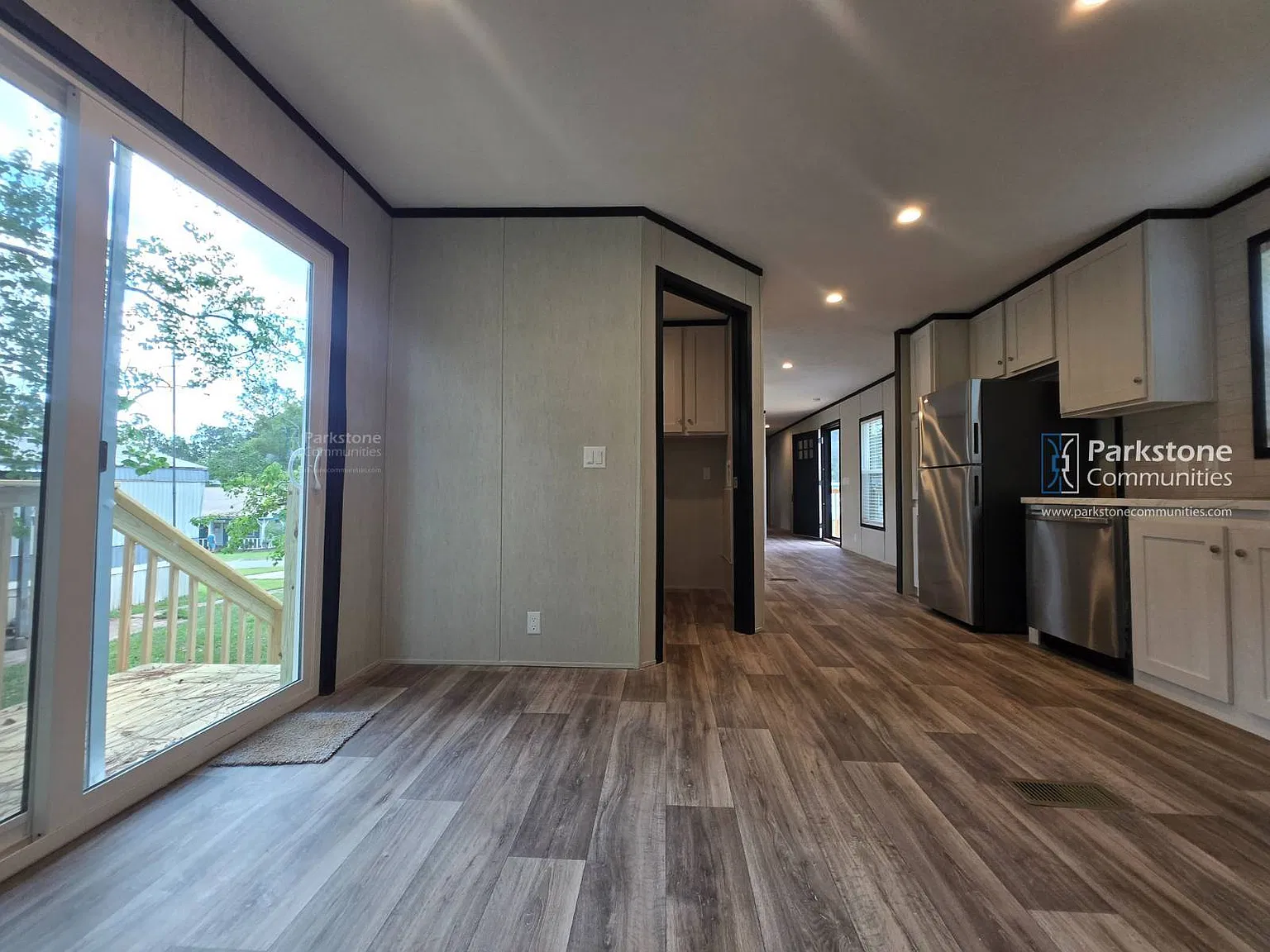 3 bed, 2.0 bath, 1140 sqft, $1,200 — Photo 4