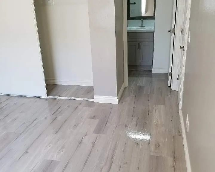 526 N Oxford Ave #2 — Photo 3
