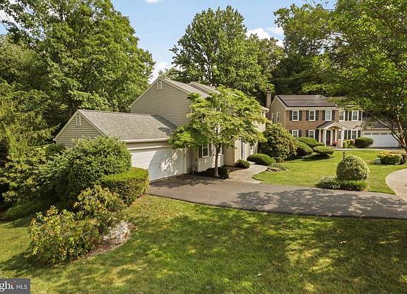 3rd image of 4802 Tabard Pl