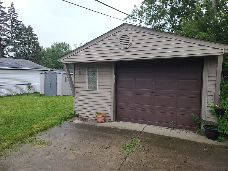24771 Champaign St — Photo 6