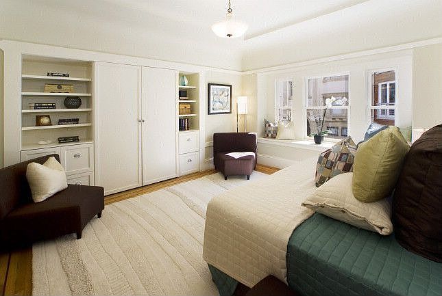 Second bedroom