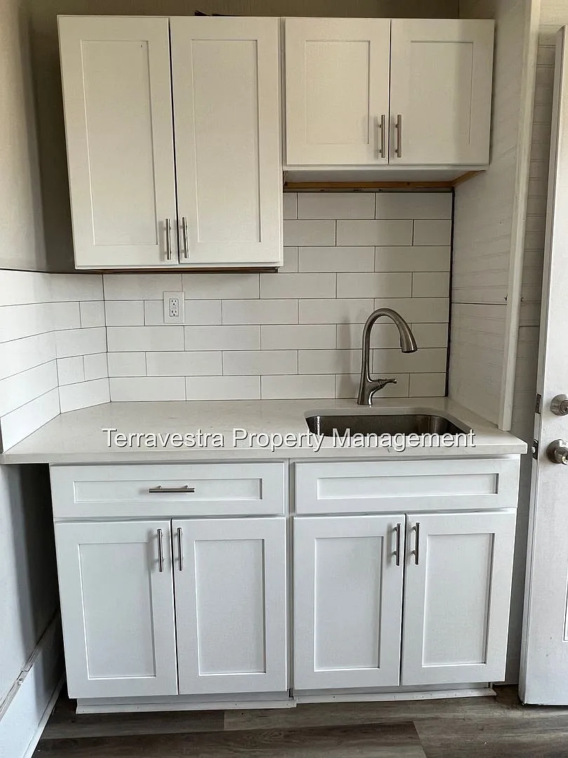 118 N 2nd Street — Photo 3