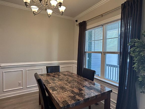 3rd image of 104 Hawk Pl