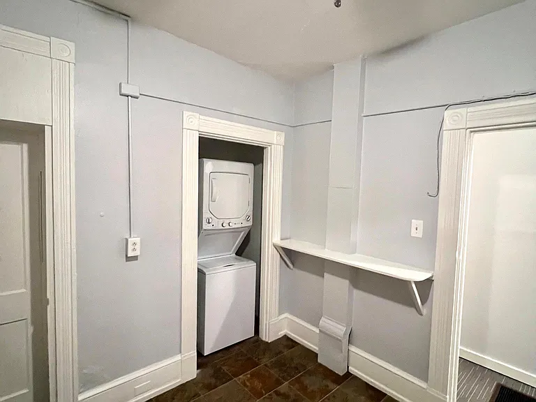 710 N Queen St #2 — Photo 9