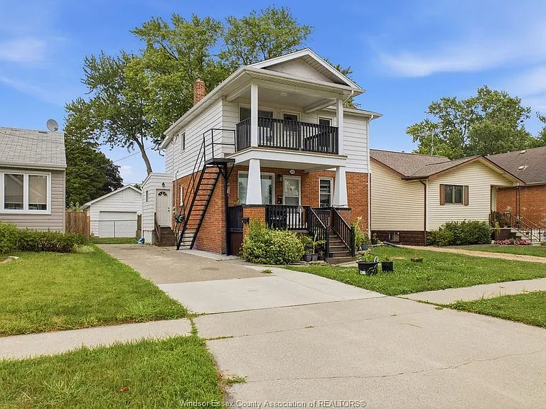 1338 Bernard Rd #UPPER — Photo 1