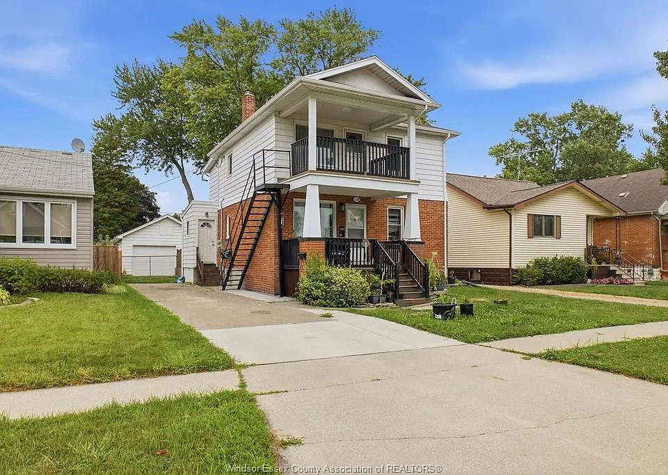 1338 Bernard Rd #UPPER