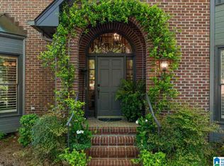 2501 Woodfern Cir, Birmingham, AL 35244