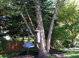 2320 Keystone Ct, Naperville, IL 60565