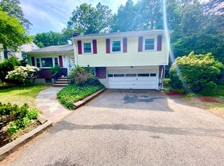 15-15 Dwhinda Rd, Waban, MA 02468