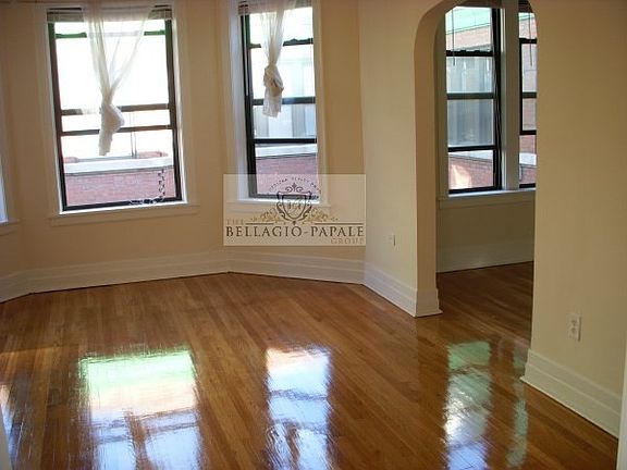 2nd image of 441 W Belmont Ave #62