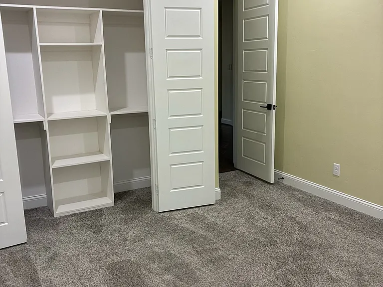 321 Bounding Main St — Photo 14