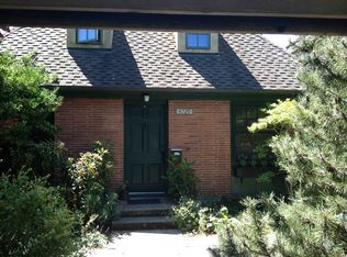4729 University View Pl NE, Seattle, WA 98105